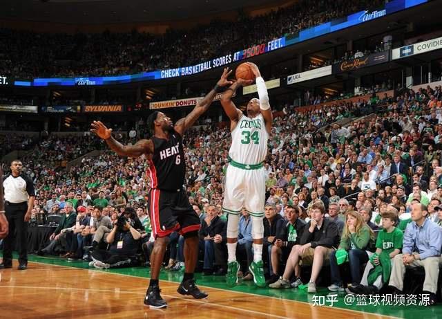 包含社区盾赛程吃紧,多伦多猛龙转会期绝杀压哨,媒体盛赞,年轻球员得到机会的词条 包含社区盾赛程吃紧,多伦多猛龙转会期绝杀压哨,媒体盛赞,年轻球员得到机会的词条